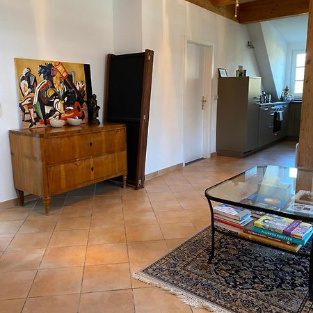 Helle Und Ruhige Dachgeschosswohnung Munich Luaran gambar