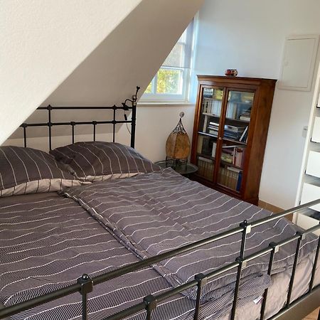 Helle Und Ruhige Dachgeschosswohnung Munich Luaran gambar