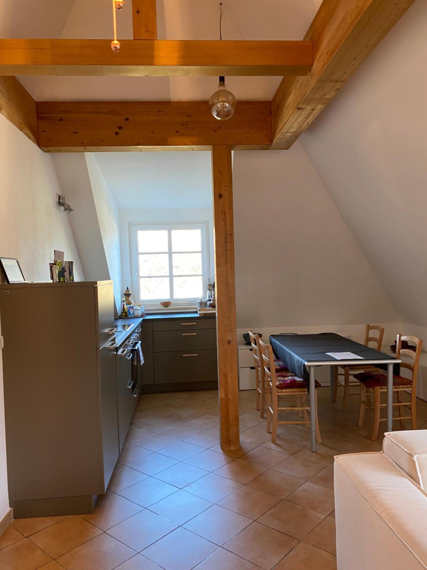 Helle Und Ruhige Dachgeschosswohnung Munich Luaran gambar
