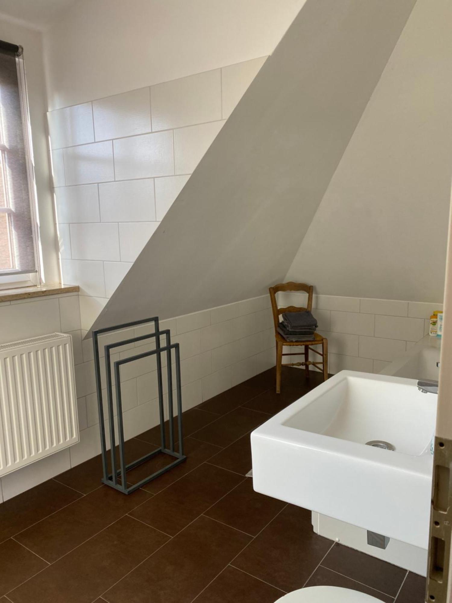 Helle Und Ruhige Dachgeschosswohnung Munich Luaran gambar